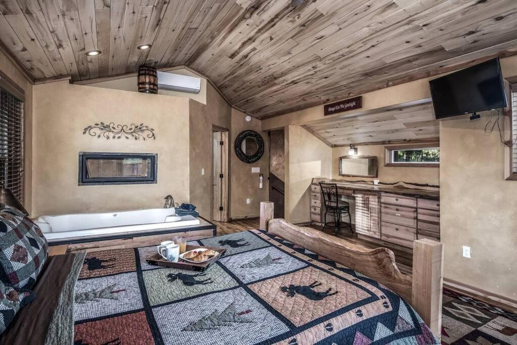Redwood In The Historic Upper Canyon Holiday home *