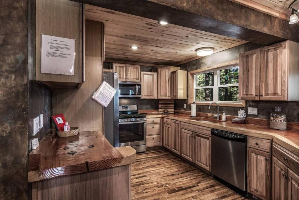 Holiday home Redwood In The Historic Upper Canyon